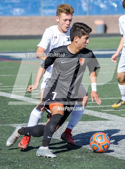 Thumbnail 1 in Pinnacle vs. Corona del Sol (AIA 6A Quarterfinal Playoff) photogallery.