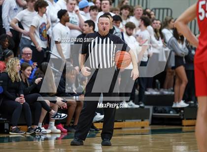 Thumbnail 3 in Oak Park vs. Park Hill (MSHSAA Class 6 District 8 Semifinal) photogallery.