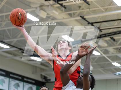 Thumbnail 1 in Oak Park vs. Park Hill (MSHSAA Class 6 District 8 Semifinal) photogallery.