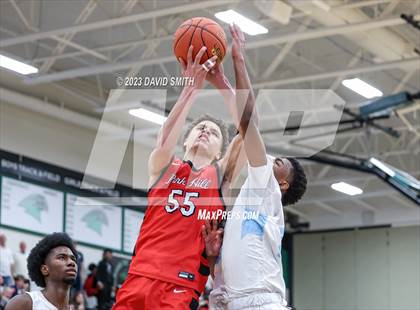 Thumbnail 2 in Oak Park vs. Park Hill (MSHSAA Class 6 District 8 Semifinal) photogallery.
