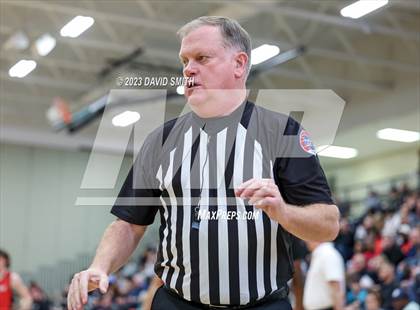 Thumbnail 3 in Oak Park vs. Park Hill (MSHSAA Class 6 District 8 Semifinal) photogallery.