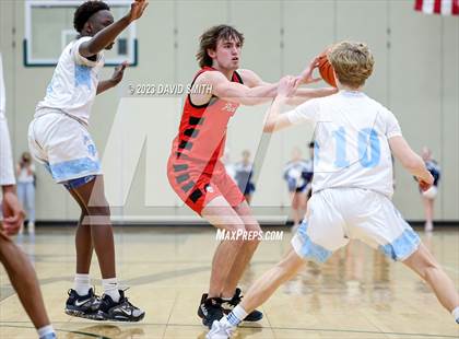 Thumbnail 1 in Oak Park vs. Park Hill (MSHSAA Class 6 District 8 Semifinal) photogallery.