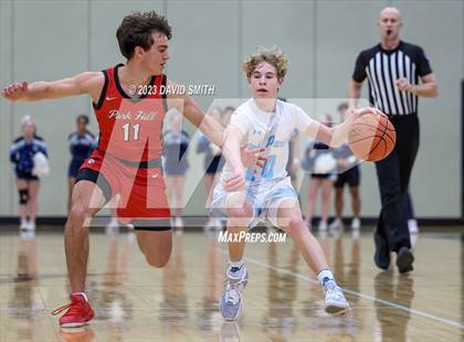 Thumbnail 2 in Oak Park vs. Park Hill (MSHSAA Class 6 District 8 Semifinal) photogallery.