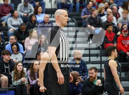 Thumbnail 2 in Oak Park vs. Park Hill (MSHSAA Class 6 District 8 Semifinal) photogallery.