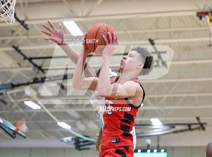 Thumbnail 1 in Oak Park vs. Park Hill (MSHSAA Class 6 District 8 Semifinal) photogallery.