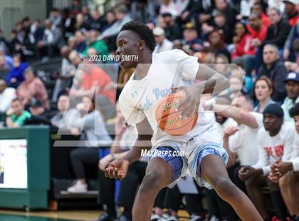Thumbnail 2 in Oak Park vs. Park Hill (MSHSAA Class 6 District 8 Semifinal) photogallery.