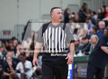 Thumbnail 2 in Oak Park vs. Park Hill (MSHSAA Class 6 District 8 Semifinal) photogallery.