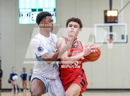 Thumbnail 1 in Oak Park vs. Park Hill (MSHSAA Class 6 District 8 Semifinal) photogallery.