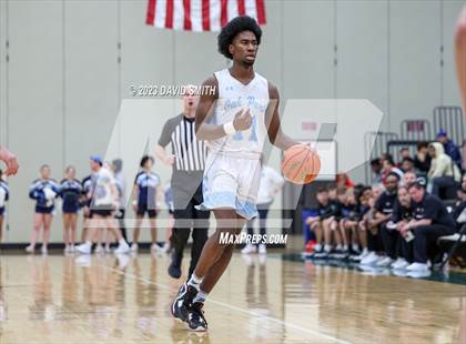 Thumbnail 1 in Oak Park vs. Park Hill (MSHSAA Class 6 District 8 Semifinal) photogallery.