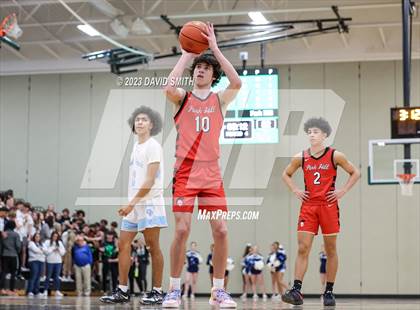 Thumbnail 2 in Oak Park vs. Park Hill (MSHSAA Class 6 District 8 Semifinal) photogallery.