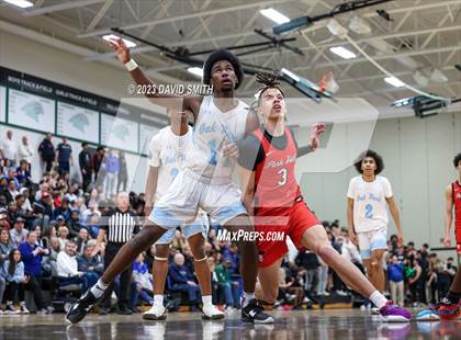 Thumbnail 1 in Oak Park vs. Park Hill (MSHSAA Class 6 District 8 Semifinal) photogallery.