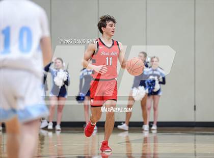 Thumbnail 3 in Oak Park vs. Park Hill (MSHSAA Class 6 District 8 Semifinal) photogallery.