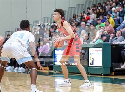 Thumbnail 2 in Oak Park vs. Park Hill (MSHSAA Class 6 District 8 Semifinal) photogallery.