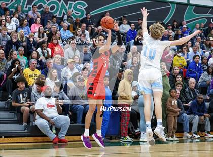 Thumbnail 1 in Oak Park vs. Park Hill (MSHSAA Class 6 District 8 Semifinal) photogallery.
