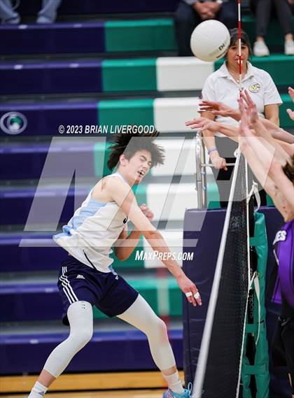 Thumbnail 2 in Douglas County vs. Valor Christian (CHSAA 5A Round 2) photogallery.