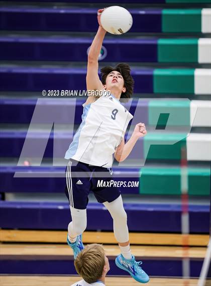 Thumbnail 1 in Douglas County vs. Valor Christian (CHSAA 5A Round 2) photogallery.