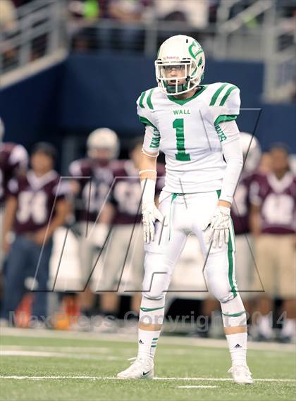 Thumbnail 3 in Cameron Yoe vs. Wall (UIL 2A Division 1 Final) photogallery.