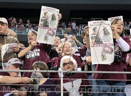 Thumbnail 2 in Cameron Yoe vs. Wall (UIL 2A Division 1 Final) photogallery.