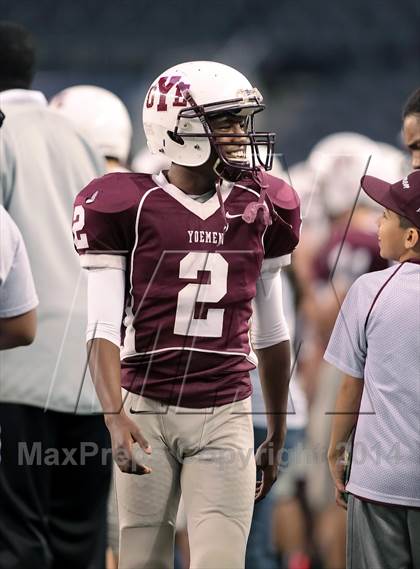 Thumbnail 2 in Cameron Yoe vs. Wall (UIL 2A Division 1 Final) photogallery.