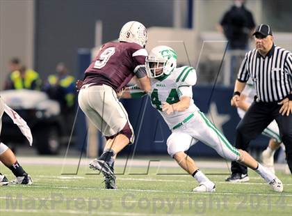 Thumbnail 1 in Cameron Yoe vs. Wall (UIL 2A Division 1 Final) photogallery.