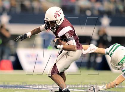 Thumbnail 2 in Cameron Yoe vs. Wall (UIL 2A Division 1 Final) photogallery.