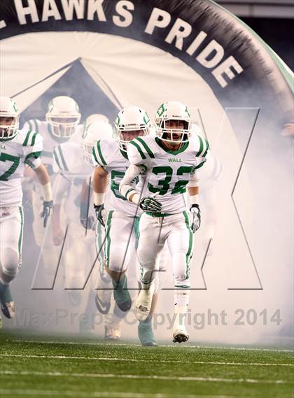 Thumbnail 3 in Cameron Yoe vs. Wall (UIL 2A Division 1 Final) photogallery.