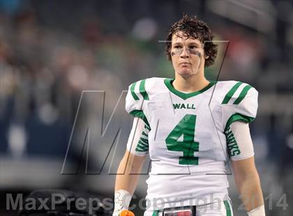 Thumbnail 1 in Cameron Yoe vs. Wall (UIL 2A Division 1 Final) photogallery.