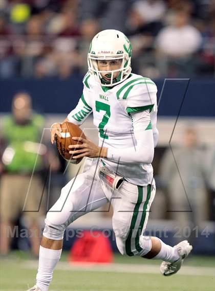 Thumbnail 3 in Cameron Yoe vs. Wall (UIL 2A Division 1 Final) photogallery.