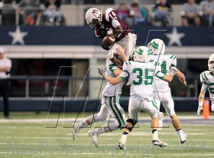 Thumbnail 3 in Cameron Yoe vs. Wall (UIL 2A Division 1 Final) photogallery.
