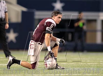 Thumbnail 3 in Cameron Yoe vs. Wall (UIL 2A Division 1 Final) photogallery.