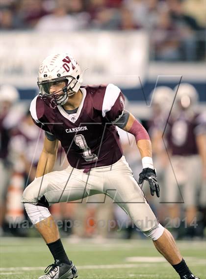 Thumbnail 2 in Cameron Yoe vs. Wall (UIL 2A Division 1 Final) photogallery.