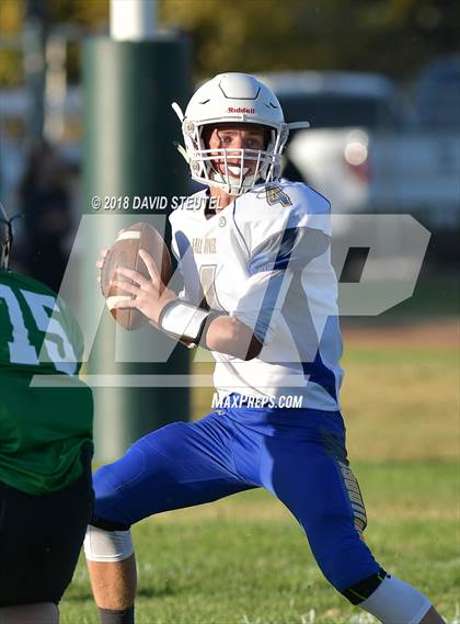 Thumbnail 1 in Fall River @ Biggs photogallery.