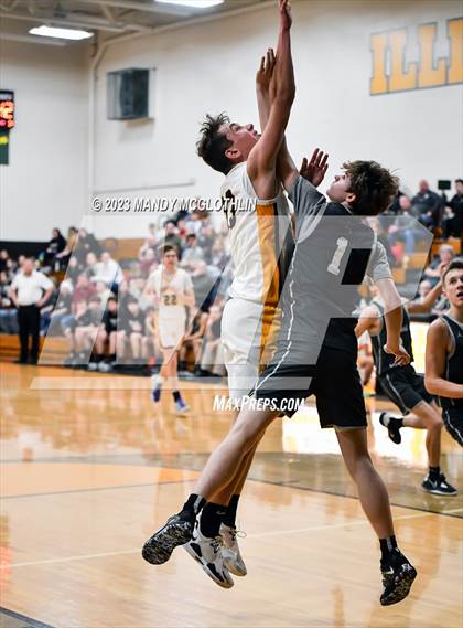 Thumbnail 2 in Midwest Central @ Illini Central photogallery.