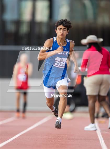 Thumbnail 1 in UIL 1A Boys State Track Meet photogallery.
