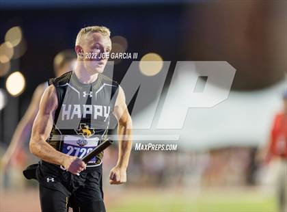 Thumbnail 3 in UIL 1A Boys State Track Meet photogallery.