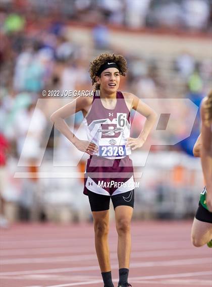 Thumbnail 2 in UIL 1A Boys State Track Meet photogallery.
