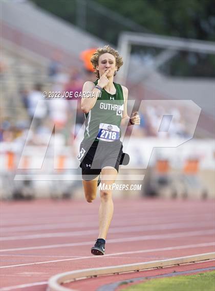 Thumbnail 2 in UIL 1A Boys State Track Meet photogallery.