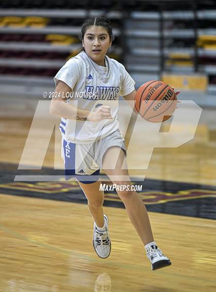 Thumbnail 2 in Cuba @ Laguna Acoma (Lady Braves Invitational at Santa Fe Indian School) photogallery.