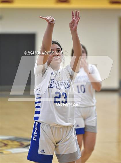 Thumbnail 2 in Cuba @ Laguna Acoma (Lady Braves Invitational at Santa Fe Indian School) photogallery.