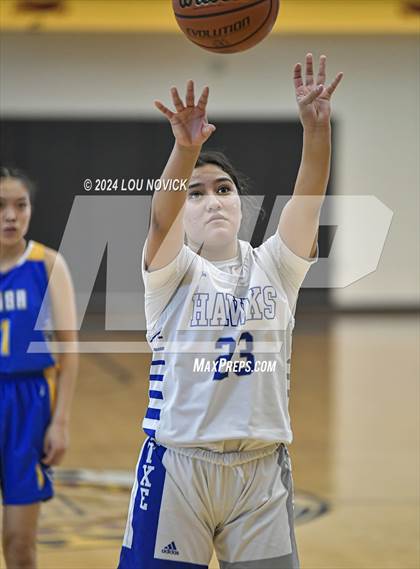 Thumbnail 2 in Cuba @ Laguna Acoma (Lady Braves Invitational at Santa Fe Indian School) photogallery.