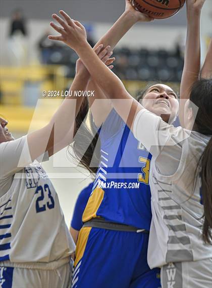 Thumbnail 2 in Cuba @ Laguna Acoma (Lady Braves Invitational at Santa Fe Indian School) photogallery.