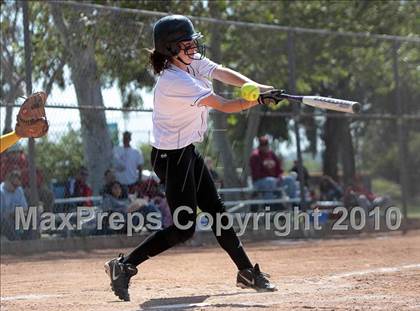 Thumbnail 2 in Oak Park vs. Oxnard (T.O. Tournament) photogallery.
