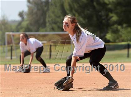 Thumbnail 1 in Oak Park vs. Oxnard (T.O. Tournament) photogallery.