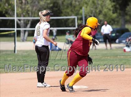 Thumbnail 2 in Oak Park vs. Oxnard (T.O. Tournament) photogallery.