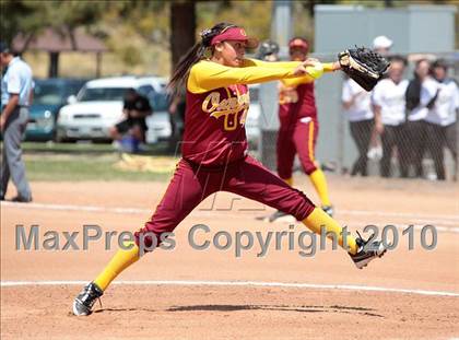 Thumbnail 3 in Oak Park vs. Oxnard (T.O. Tournament) photogallery.