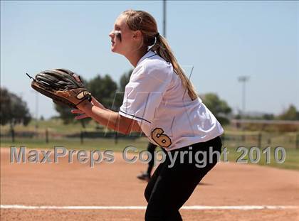 Thumbnail 2 in Oak Park vs. Oxnard (T.O. Tournament) photogallery.