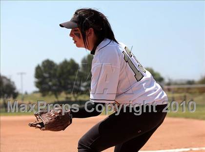 Thumbnail 3 in Oak Park vs. Oxnard (T.O. Tournament) photogallery.