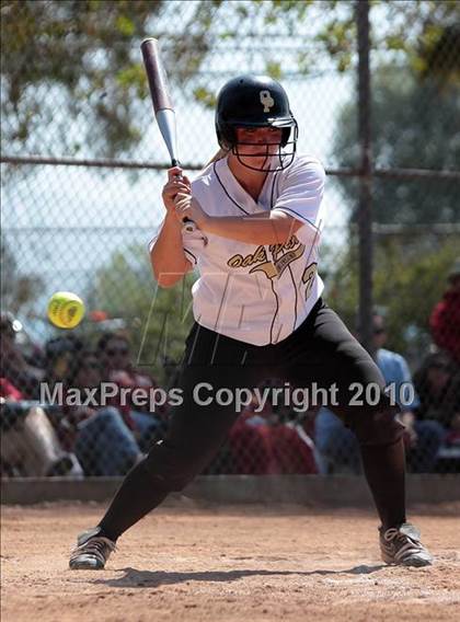 Thumbnail 2 in Oak Park vs. Oxnard (T.O. Tournament) photogallery.