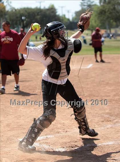 Thumbnail 1 in Oak Park vs. Oxnard (T.O. Tournament) photogallery.