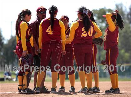 Thumbnail 2 in Oak Park vs. Oxnard (T.O. Tournament) photogallery.